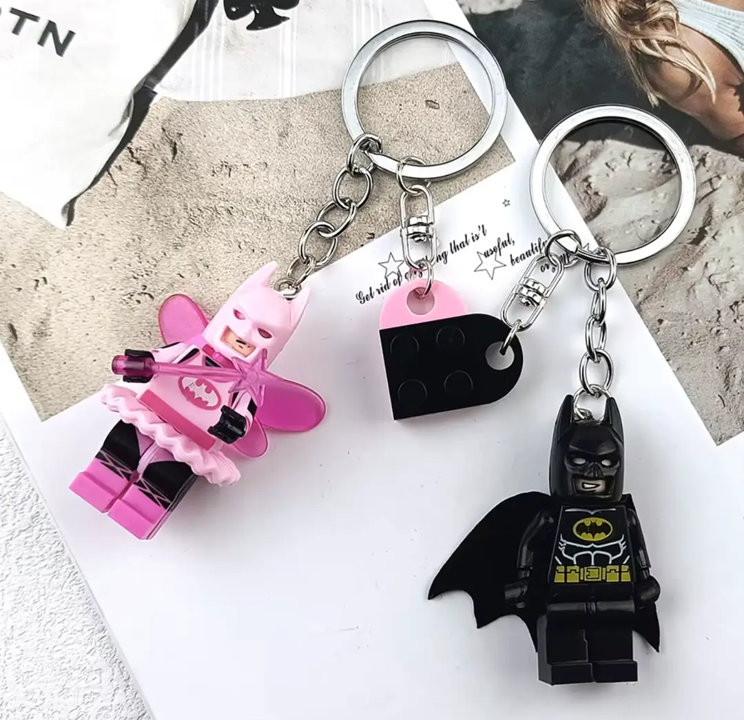 Ürün görseli: Batman & Fairy Batman Çift Anahtarlık